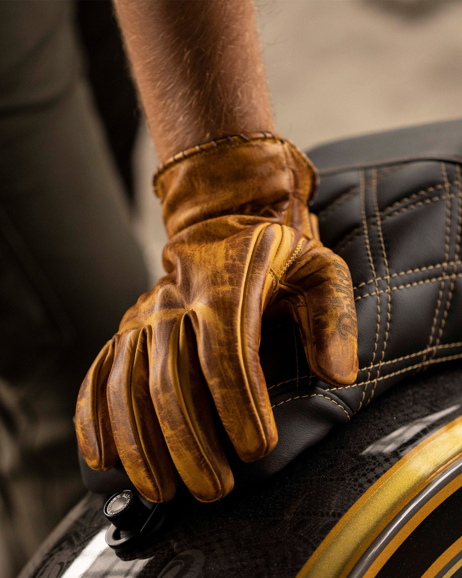 Glove McAllen Natural Yellow